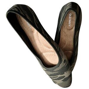 Old Navy Green Camo Print Ballet Flats Womens Size 8 Textured Canvas Slip-On Sho